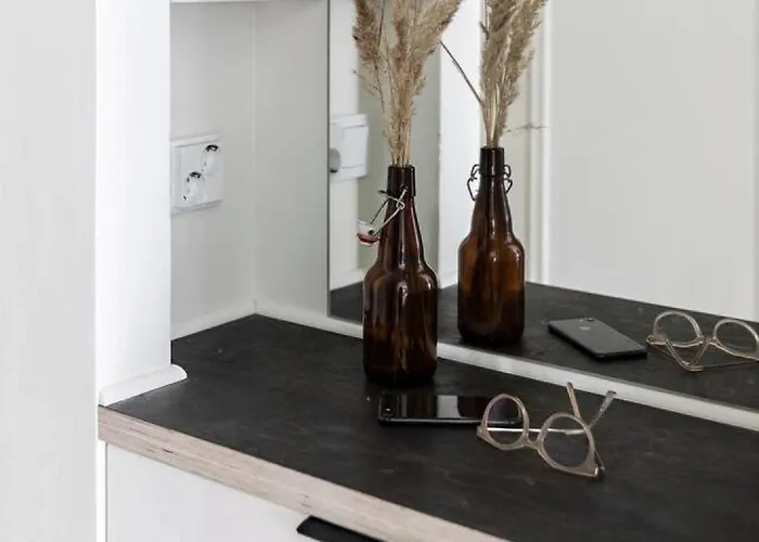 公寓 Borg Kiertokatu, Stylish 2-Room Apt, Free Parking 波里